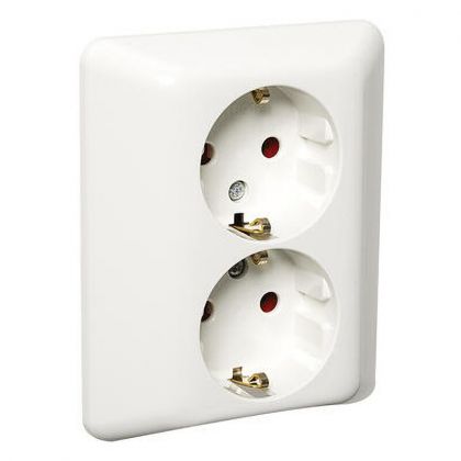 PISTORASIA ELKO RS16 2S/16A/250V/IP21 UPJ/R VAL