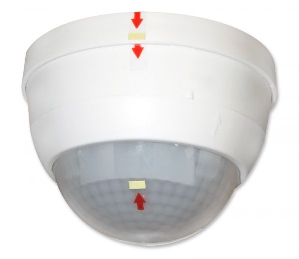LÄSNÄOLOTUNNISTIN LUXOMAT PD4-M-1C-C-AP