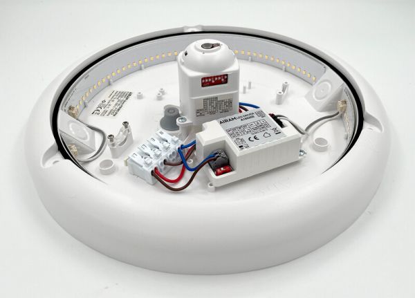 TUNNISTINVALAISIN SONO IP54 13W 835 PIR/MS PCO WH