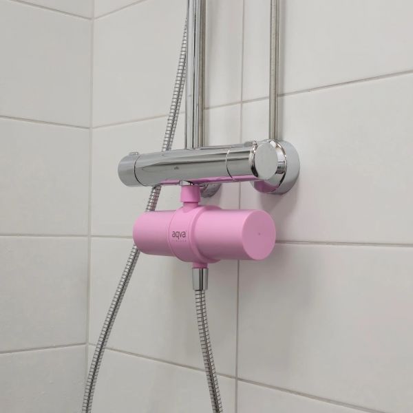 Suihkusuodatin Aqva Fresh, vaaleanpunainen, suodatus raudat ja metallit