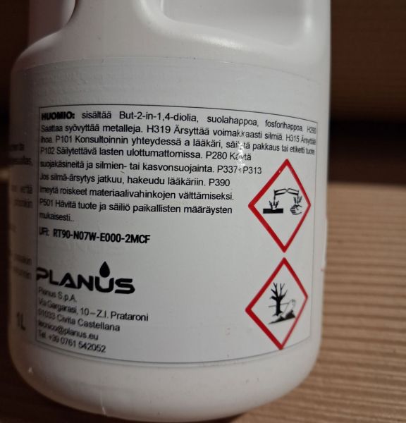 Macerating Pump & toilet maintainence liquid PLANUS 1 L